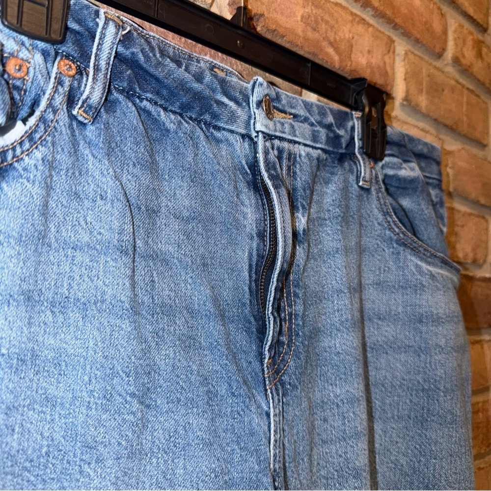 American Eagle Women’s Jeans – Size 18 - Picture 2 of 5